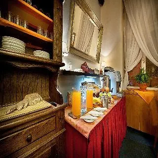 Hotel Aron Praga 3*,